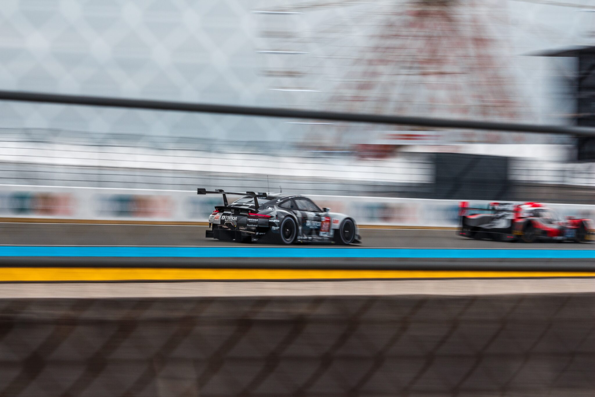 How Formula One Engineers Use Science to Make the Fastest Cars in the ...